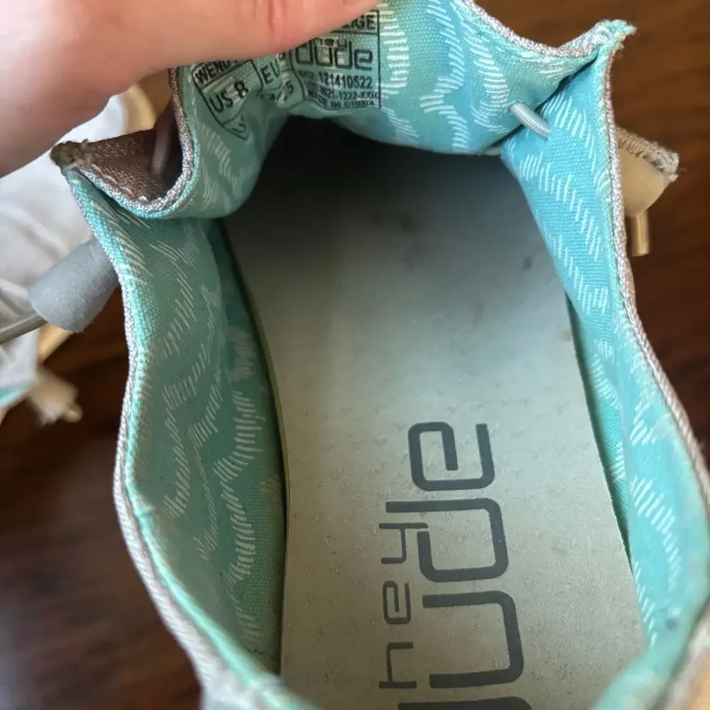 Hey Dude Women’s Wendy Sox Boat Shoes Sz 8 Chambray Beige Slip On